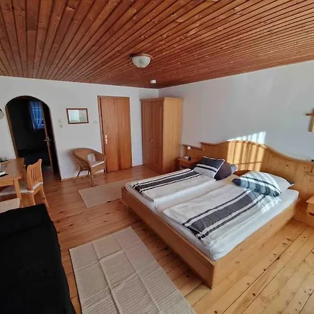 Guest house Am Landsberg 3*