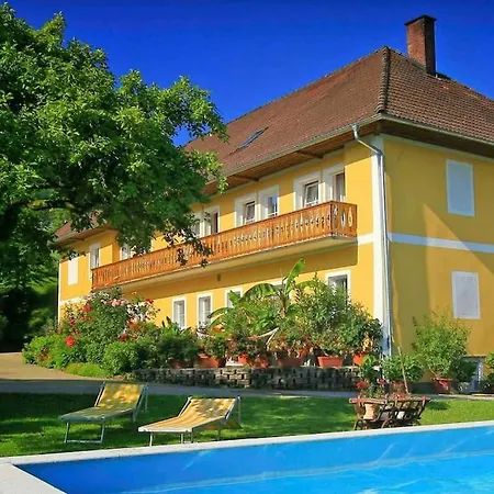 Guest house Am Landsberg 3*